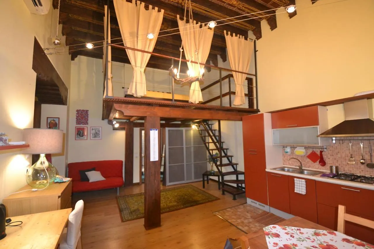 Castello 5888 C, Santa Marina, Calle Marcello, Loft Venice Apartment
