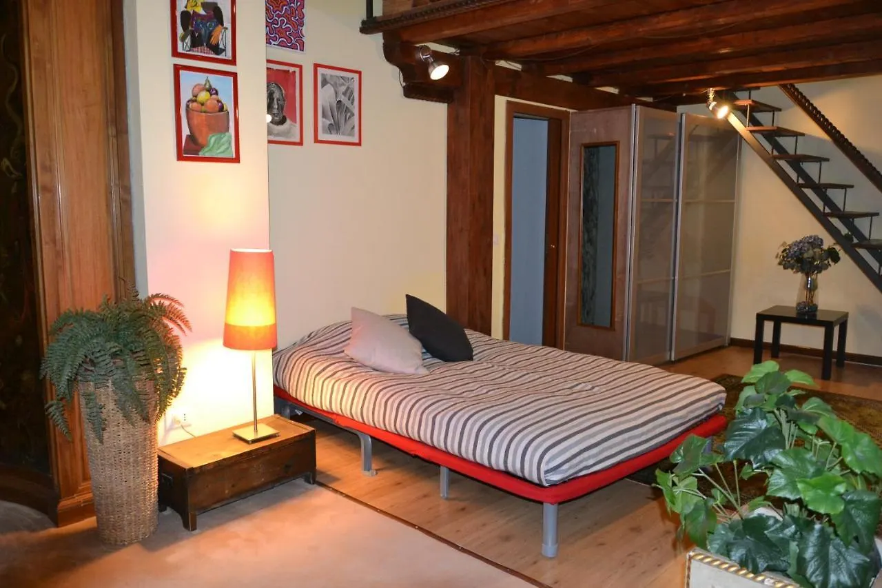 Castello 5888 C, Santa Marina, Calle Marcello, Loft Venice Italy