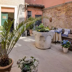 Ca' Della Corte Flats Apartment
